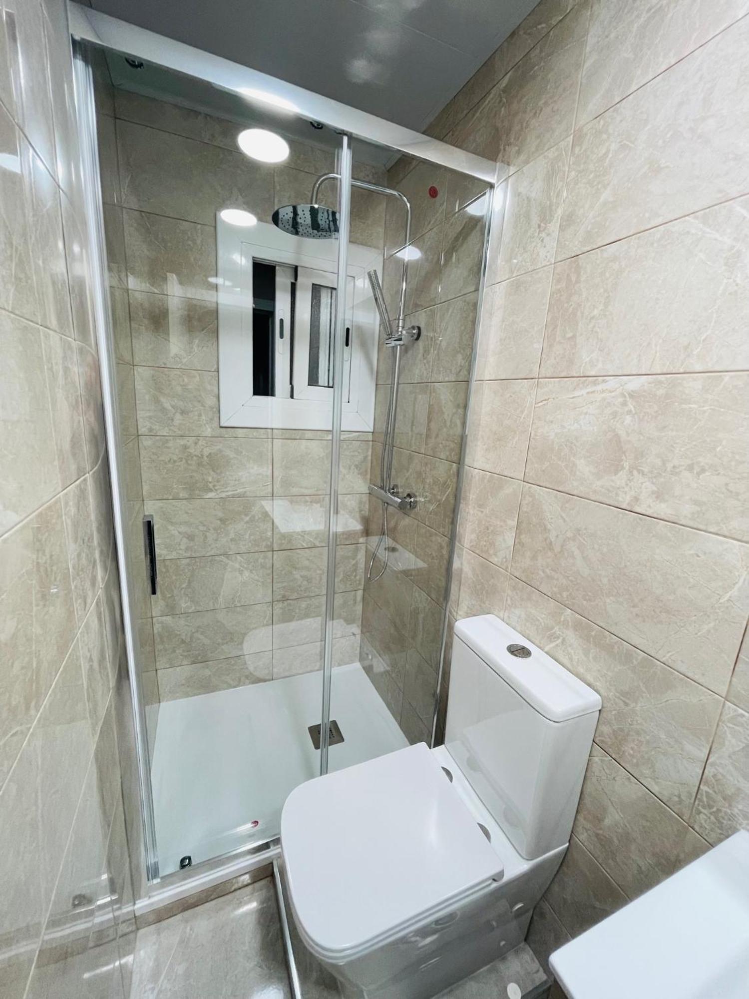 Lovely Apartment Barca 2 Sant Adria de Besos Ngoại thất bức ảnh